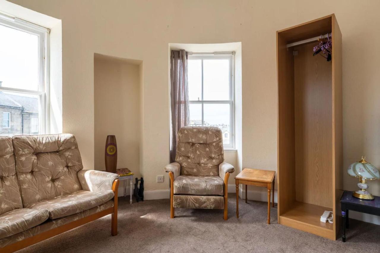 Cosy 2 Bedroom In Edinburgh Old Town מראה חיצוני תמונה